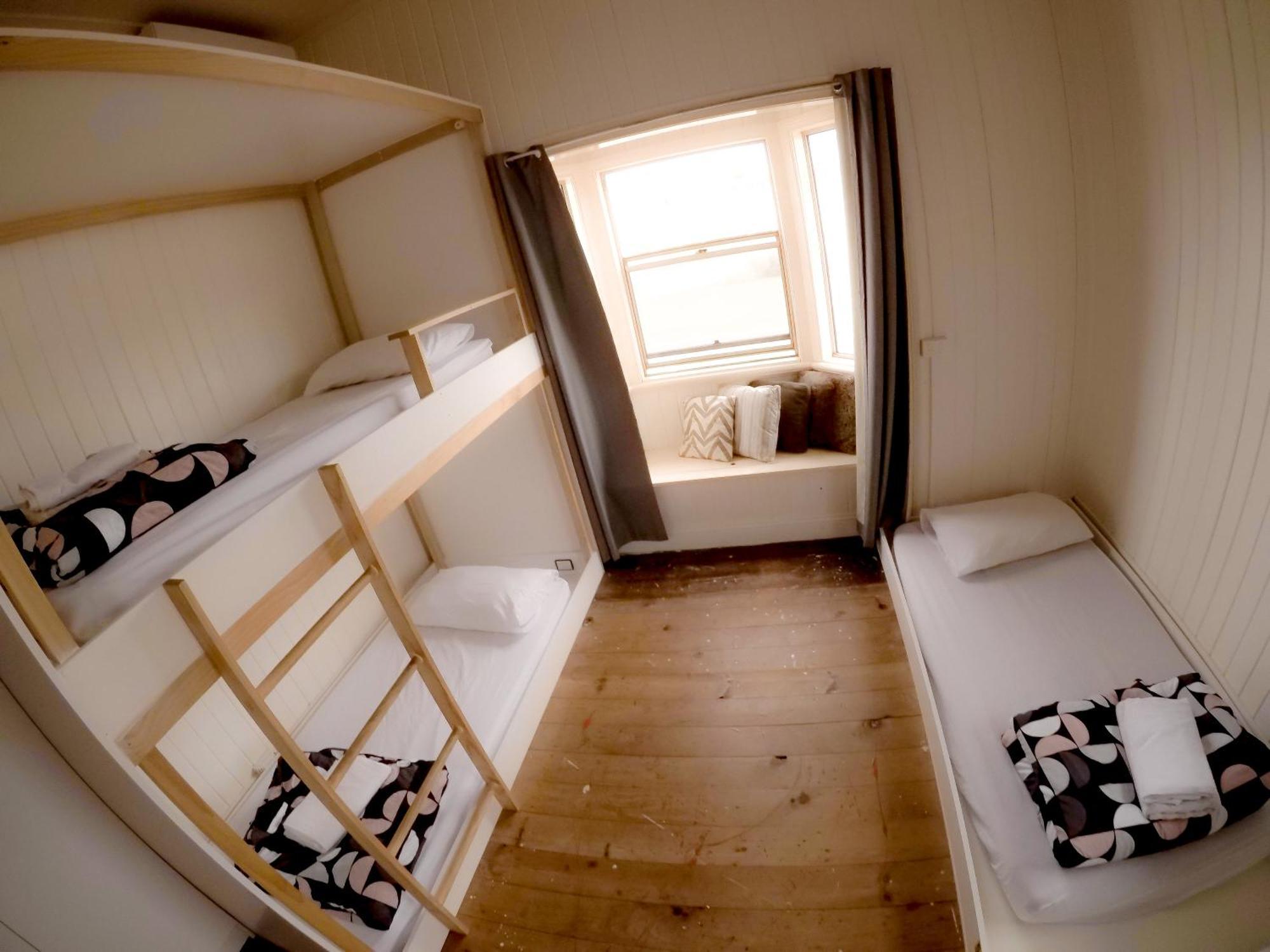Bunk Inn Hostel バンダバーグ エクステリア 写真