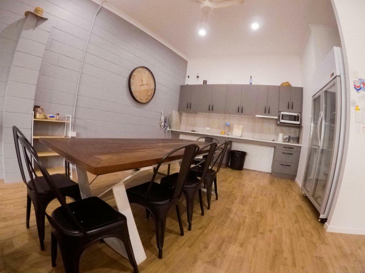 Bunk Inn Hostel バンダバーグ エクステリア 写真
